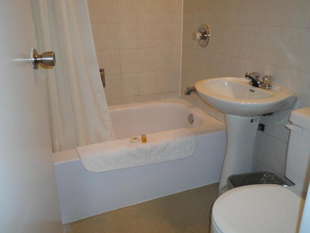 St. Norbert Hotel Winnipeg Bilik gambar